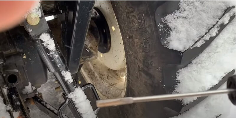 hydraulic fluid holland tractor