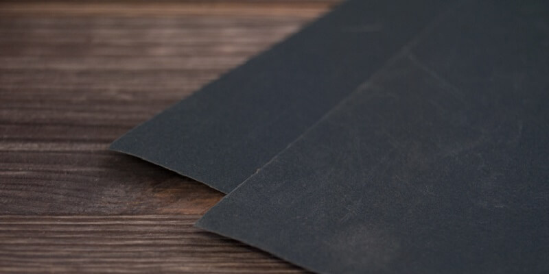 sharpen garden shears with sandpaper